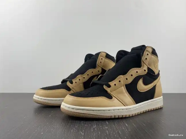 One Kick Jordan Heirloom 1 Air 555088-202 High OG 0624
